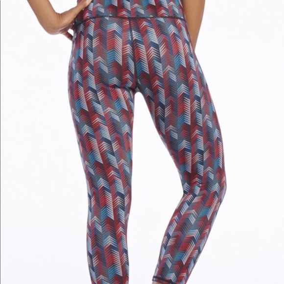 FABLETICS chevron Salar Powerhold Leggings - Picture 2 of 3